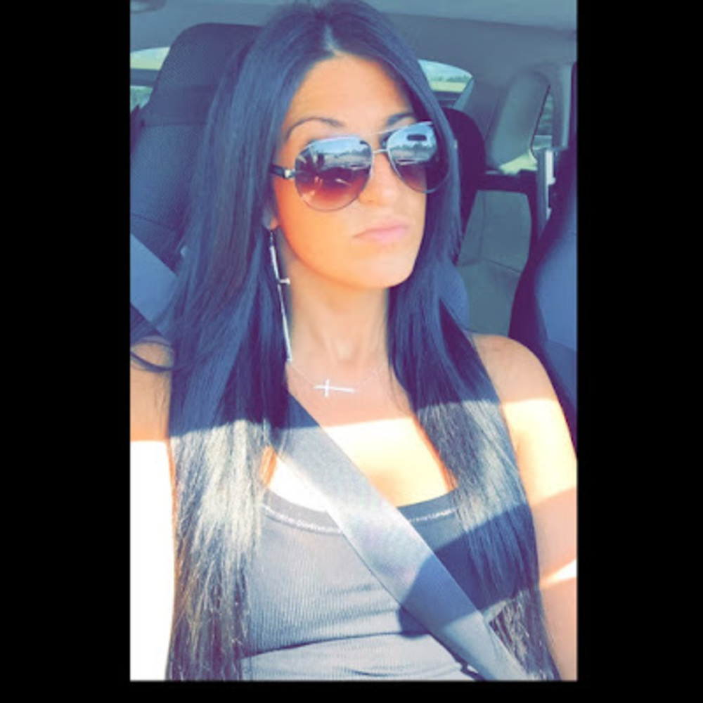 Meet your Posher, Stephanie